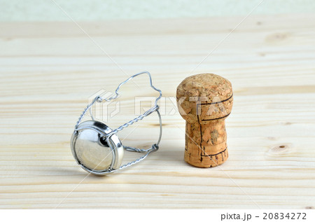 Champagne Cork and Cap Champagne Cork and Cap 20834272