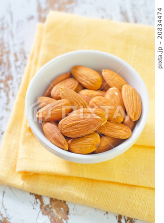 almond 20834474