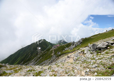 長野 駒ヶ岳登山の道中に見る景色 長野 駒ヶ岳登山の道中に見る景色 20842059