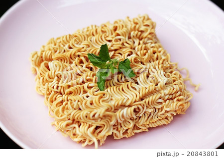 Instant noodles 20843801