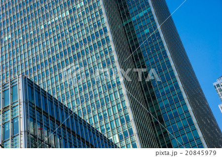 Office building in London, England 20845979