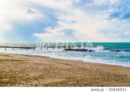 瀬波温泉海水浴場 20846031