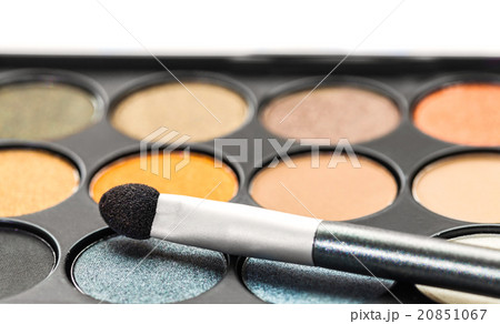 Eyeshadow Palette and brush Eyeshadow Palette and brush 20851067