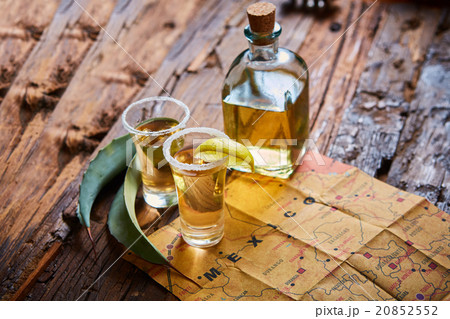 Tequila shot with lime and sea salt  20852552