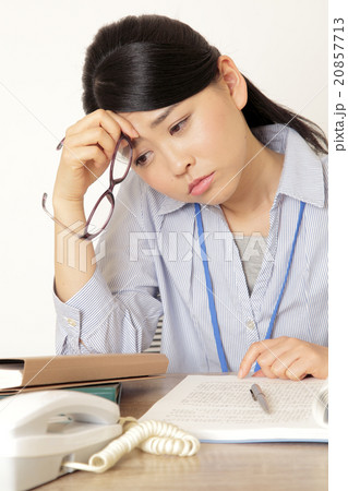 疲労、デスクワーク 疲労、デスクワーク 20857713