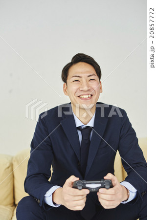 ビジネスマン1名 ビジネスマン1名 20857772