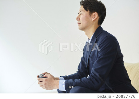 ビジネスマン１名 20857776