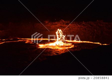 エルタ アレ火山の写真素材 8541