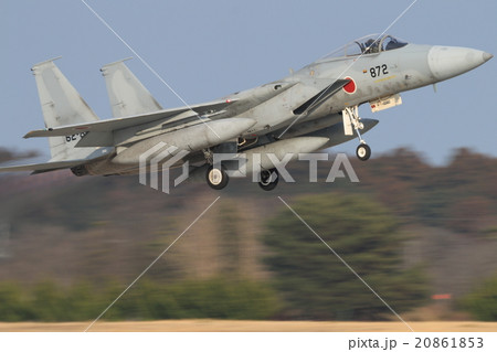 航空自衛隊　　戦闘機　　離陸　F-15J 20861853