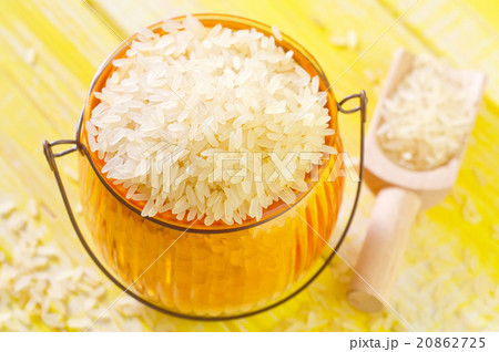 raw rice 20862725