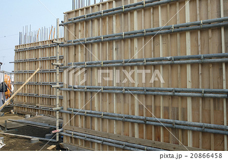 建築工事、一階壁用型枠工事 20866458