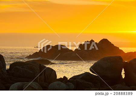 Sunset on Con Negro coast in Galicia 20888389