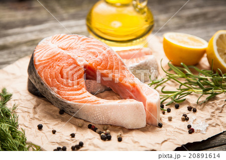 Fresh salmon on old wood 20891614