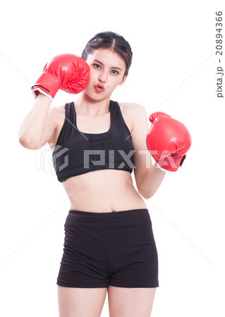 woman boxing wearing boxing gloves 20894366