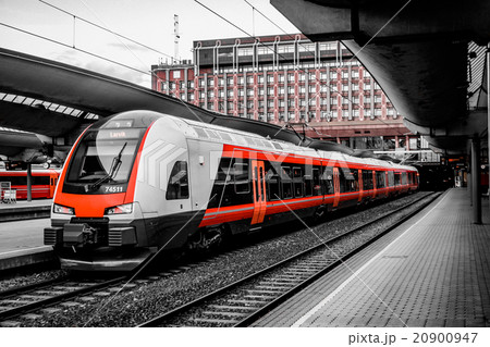 Moder train at the central station of Oslo, Norway Moder train at the central station of Oslo, Norway 20900947