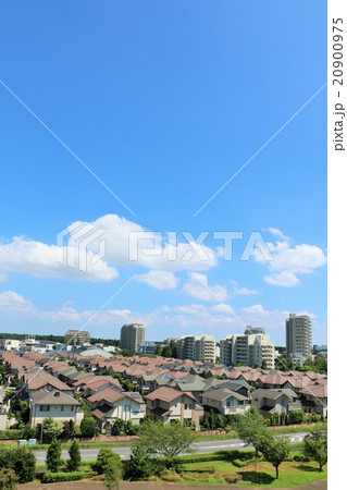 青空の新興住宅街 20900975