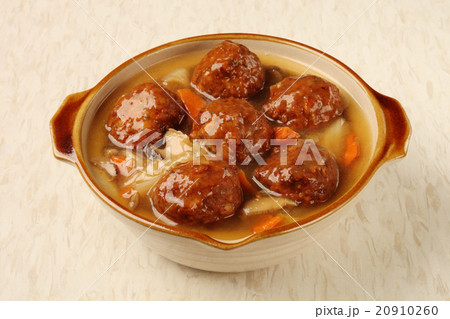 Braised pork balls in soy sauce 20910260