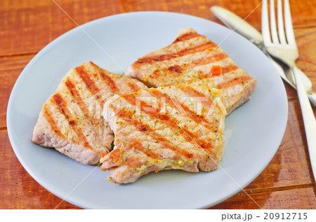fried meat 20912715