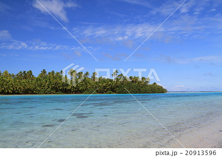 クック諸島 アイツタキ島　ビーチ 20913596