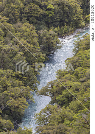 The Chasm (Fiordland, South Island, New Zealand) The Chasm (Fiordland, South Island, New Zealand) 20918620
