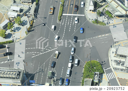 大阪天王寺・交差点上空 20923752