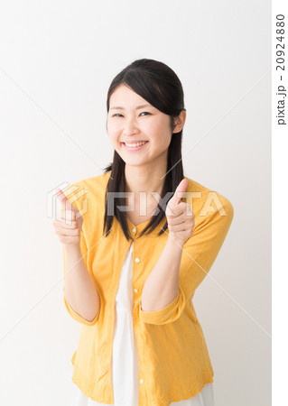 女性 20924880