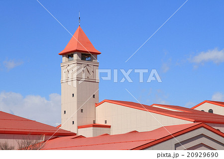 とんがり帽子の時計台 20929690