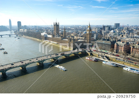 Big Ben and Westminster abbey in London, England 20929750