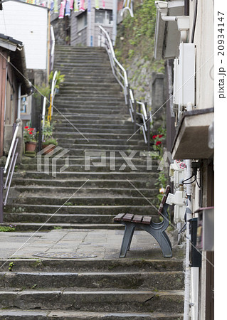 長崎の石段とベンチ 20934147