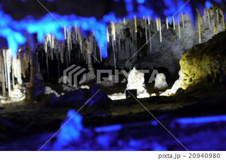 鍾乳石 20940980