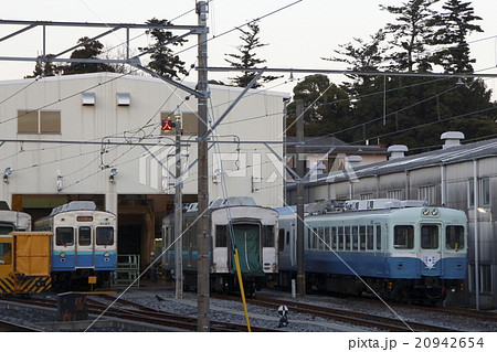 伊豆高原の電車区と8000系電車 伊豆高原の電車区と8000系電車 20942654