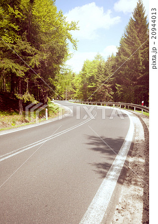 vintage photo of asphalt road vintage photo of asphalt road 20944013