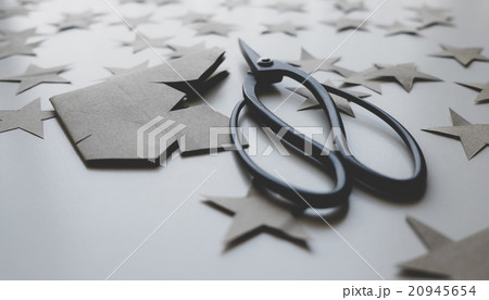 Japanese scissors and paper stars 20945654
