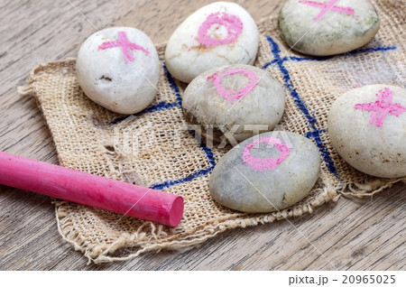 Stone Tic-tac-toe game Stone Tic-tac-toe game 20965025