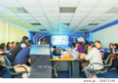 Presenter and audience at the conference room. 20972148