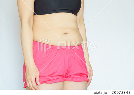 女性の腹部 女性の腹部 20972343