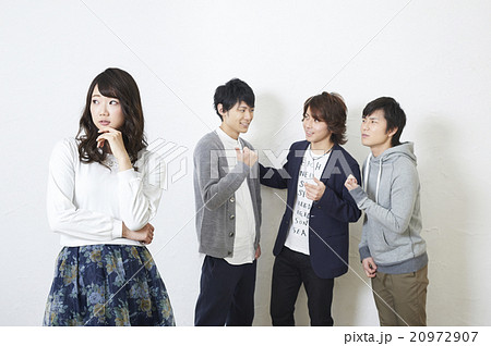 大学生 20972907