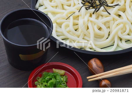 ざるうどん ざるうどん 20981871
