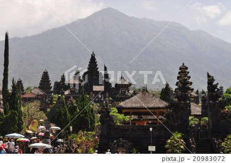 ブサキ寺院 20983072