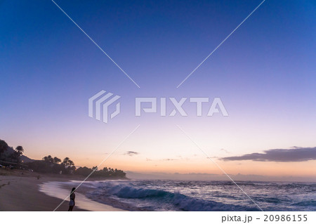 【ハワイ】オアフ島・サンセットビーチの夕景 【ハワイ】オアフ島・サンセットビーチの夕景 20986155