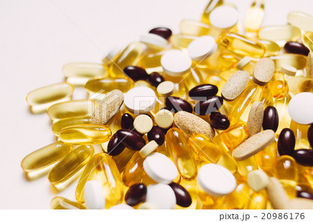 Gelatinous capsules with oil omega3 20986176