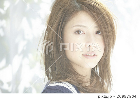 女性 ポートレート 女性 ポートレート 20997804