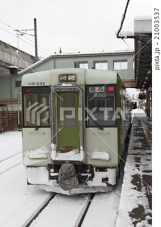 冬の飯山線キハ110形（十日町駅） 21003537
