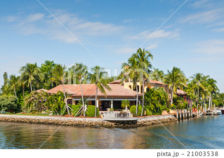 Luxurious waterfront home in Fort Lauderdale, USA 21003538