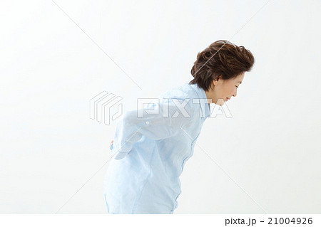 腰痛・女性 21004926