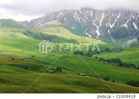 アルぺ・ディ・シウージ alpe di siusi ザイザー・アルム seiser alm アルぺ・ディ・シウージ alpe di siusi ザイザー・アルム seiser alm 21008418