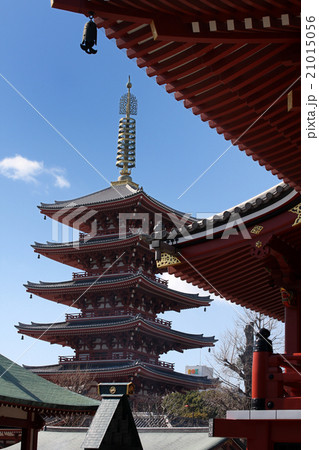 浅草寺　本堂・五重塔（2016.2） 21015056