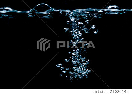 bubbles water 21020549