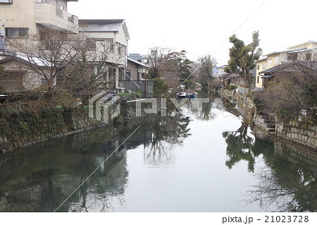 残雪残る柳川市クリーク(柳川城堀水門跡の裏にて) 残雪残る柳川市クリーク(柳川城堀水門跡の裏にて) 21023728