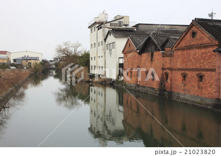 残雪残る柳川市クリーク(並倉/鶴味噌醸造) 残雪残る柳川市クリーク(並倉/鶴味噌醸造) 21023820